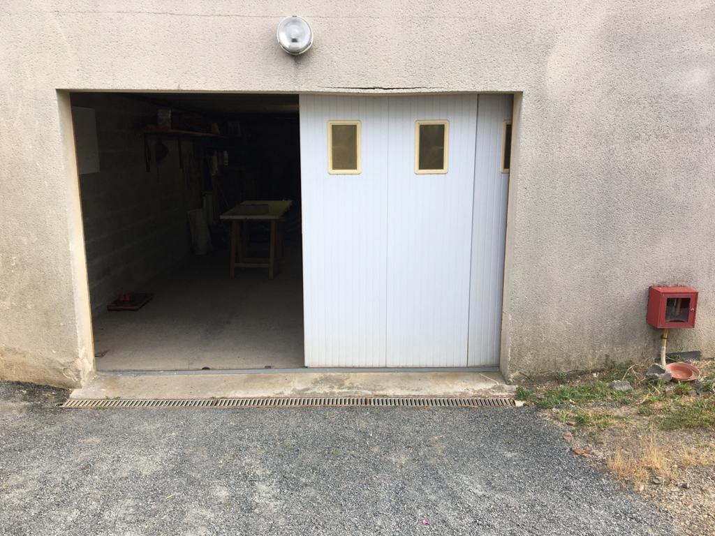 Ancienne porte de garage